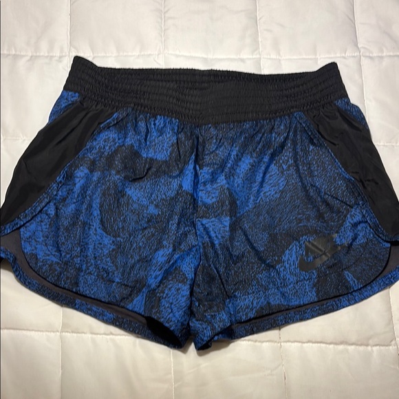 Nike Blue/Black Running Athletic Shorts with Pockets - Picture 1 of 9